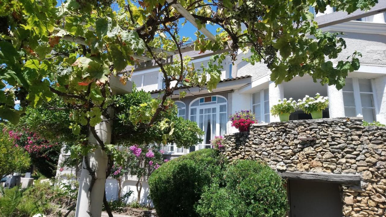 Hotel Les Jardins De Bormes, Sauna & Jacuzzi Bagian luar foto